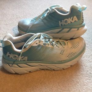 Hoka Clifton 6 women’s running shoes